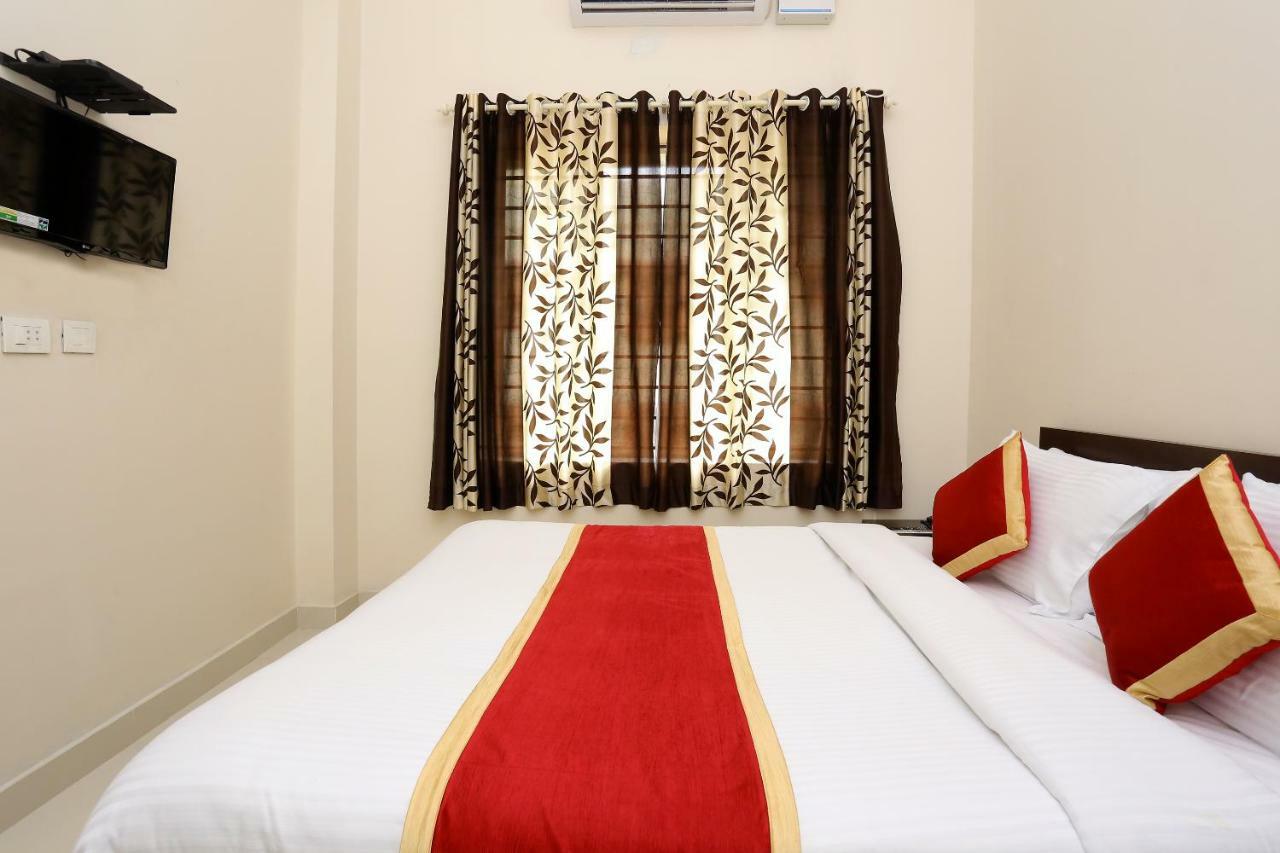 Oyo 9118 Saravana Inn Thiruvananthapuram Екстериор снимка